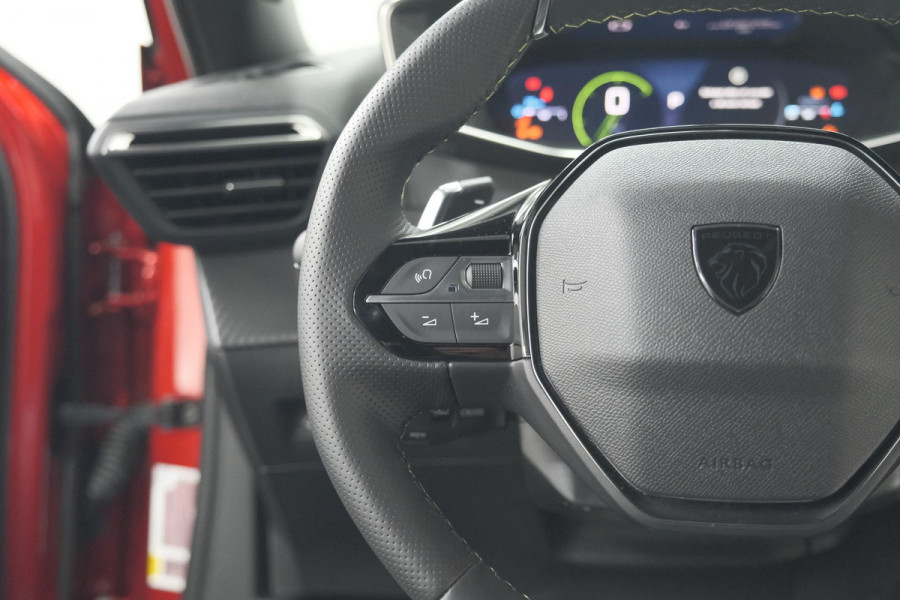 Peugeot 2008 PureTech 130 EAT8 GT | 360 Camera | Stoelmassage | Adaptieve Cruise Control | Dodehoekdetectie