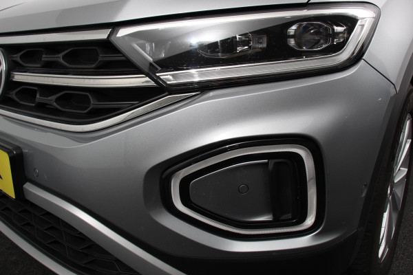 Volkswagen T-Roc 1.5 TSI 150pk DSG Style | Navigatie | Apple Carplay/Android Auto | Parkeersensoren | Camera | Adaptive Cruise Control | Blind Spot Assist | Park Assist | Stoel- en stuurverwarming | Elektrische achterklep | LED-koplampen
