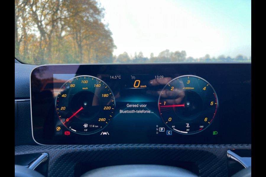 Mercedes-Benz A-Klasse 180D | AMG + Camera + Navi + Sportleder Nu € 16.950,-!!!