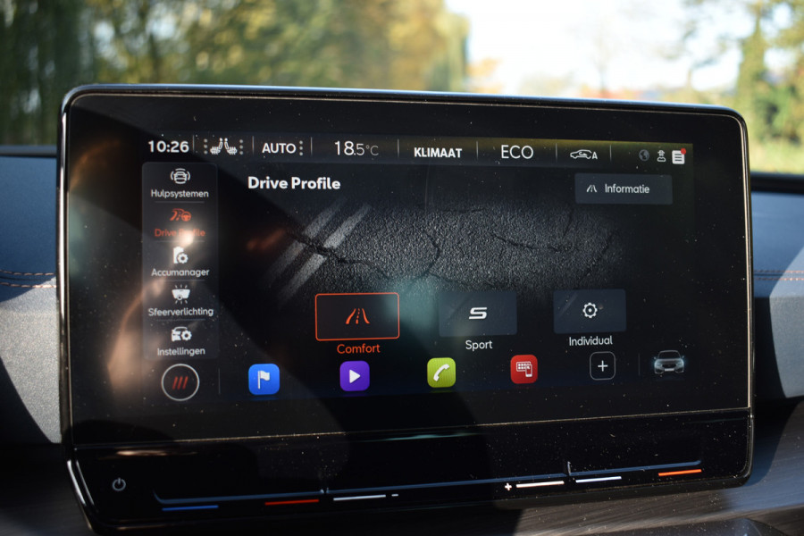 CUPRA Leon e-HYBRID 204PK DSG BUSINESS SPORT LEDER/CAMERA/NAVI/CARPLAY