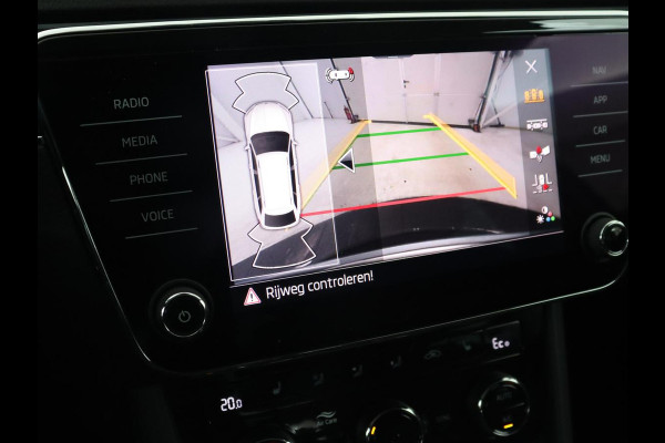 Škoda Superb 1.4 TSI iV Business Edition | 1e eigenaar | Stoelverwarming | Camera | Carplay | Full LED | Navigatie | Cruise control | Climate control | PHEV | Plug In