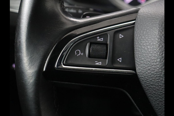 Škoda Superb 1.4 TSI iV Business Edition | 1e eigenaar | Stoelverwarming | Camera | Carplay | Full LED | Navigatie | Cruise control | Climate control | PHEV | Plug In