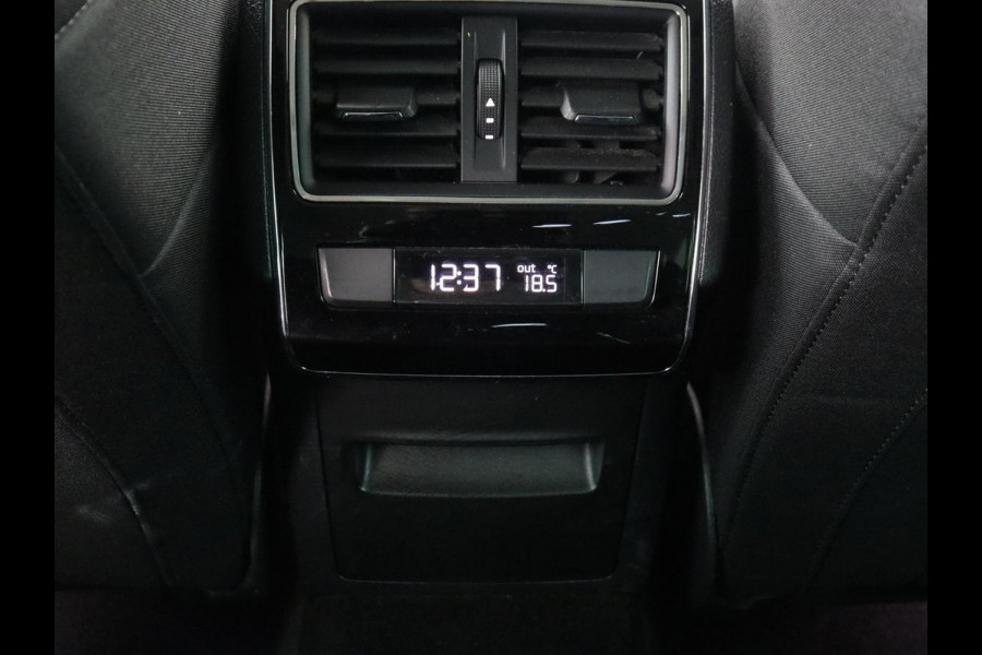 Škoda Superb 1.4 TSI iV Business Edition | 1e eigenaar | Stoelverwarming | Camera | Carplay | Full LED | Navigatie | Cruise control | Climate control | PHEV | Plug In