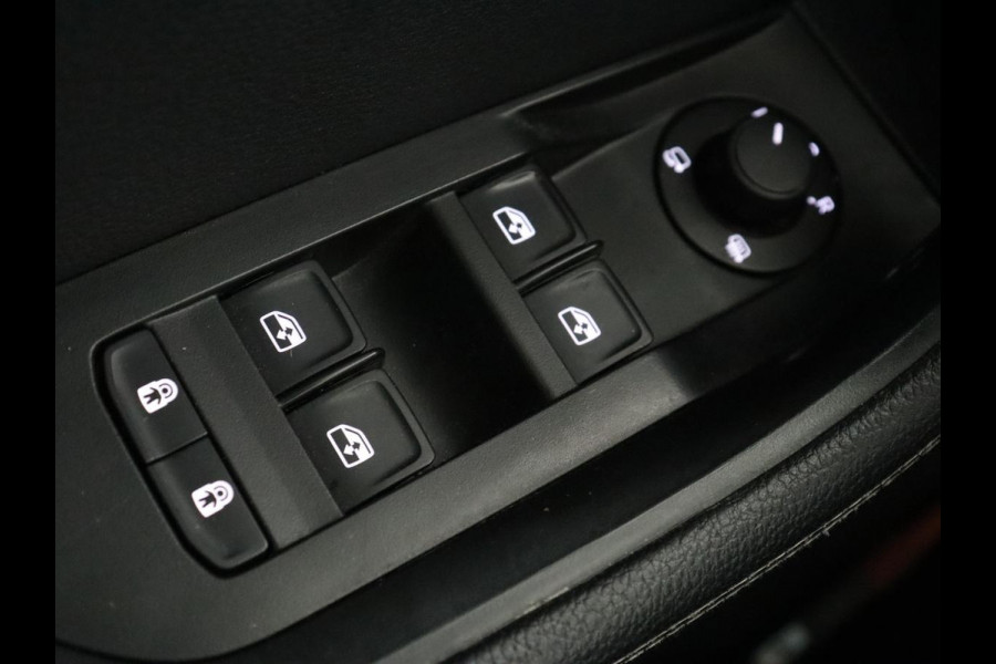 Škoda Superb 1.4 TSI iV Business Edition | 1e eigenaar | Stoelverwarming | Camera | Carplay | Full LED | Navigatie | Cruise control | Climate control | PHEV | Plug In