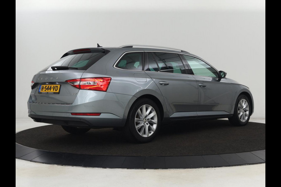 Škoda Superb 1.4 TSI iV Business Edition | 1e eigenaar | Stoelverwarming | Camera | Carplay | Full LED | Navigatie | Cruise control | Climate control | PHEV | Plug In