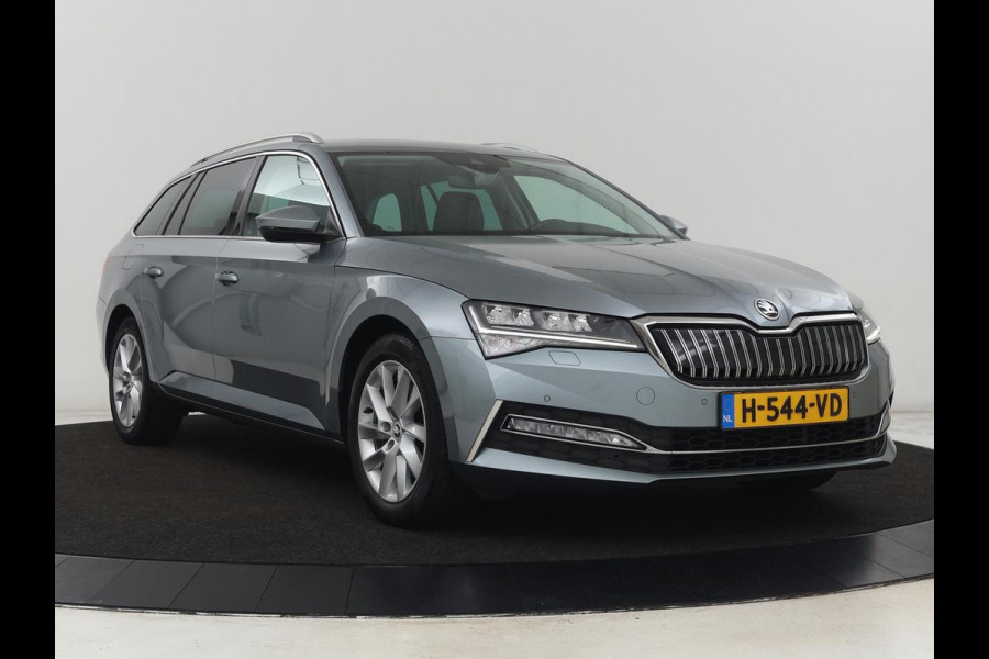 Škoda Superb 1.4 TSI iV Business Edition | 1e eigenaar | Stoelverwarming | Camera | Carplay | Full LED | Navigatie | Cruise control | Climate control | PHEV | Plug In