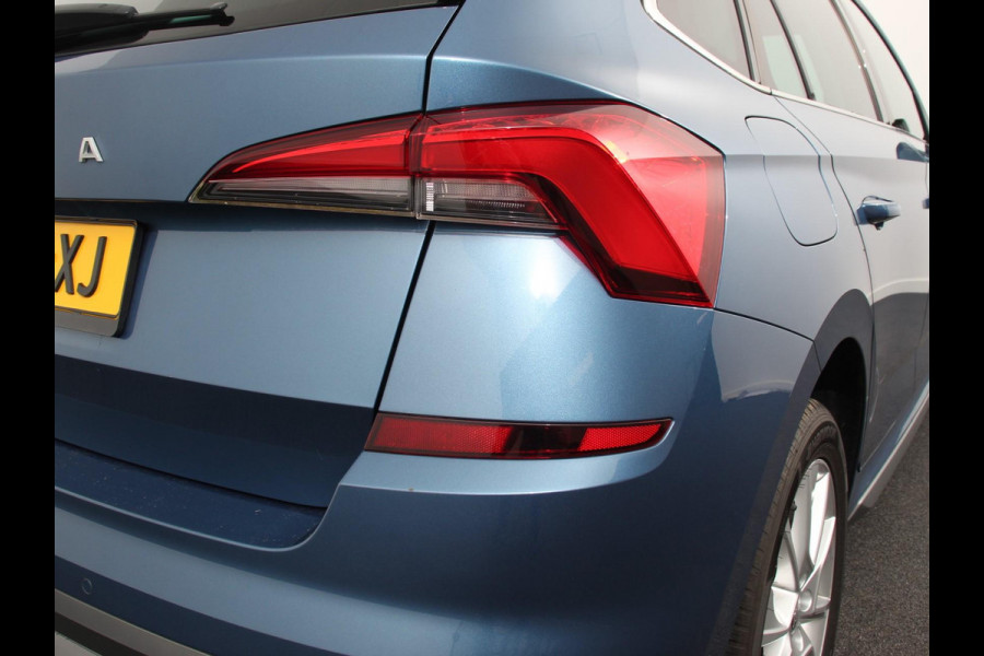 Škoda Kamiq 1.0 TSI DSG Style Navigatie Apple Carplay/Android Auto Virtual Cockpit Lane Assist 17 Inch Lichtmetalen Velgen