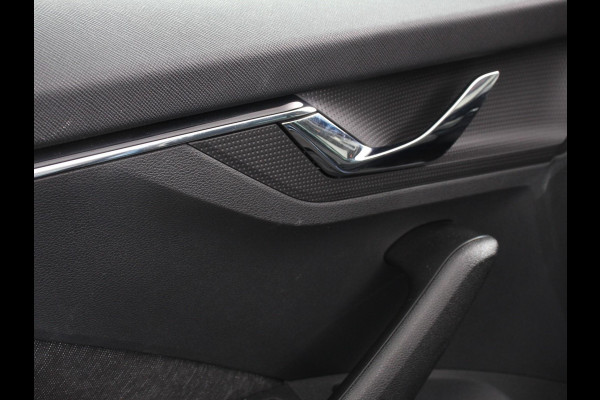 Škoda Kamiq 1.0 TSI DSG Style Navigatie Apple Carplay/Android Auto Virtual Cockpit Lane Assist 17 Inch Lichtmetalen Velgen