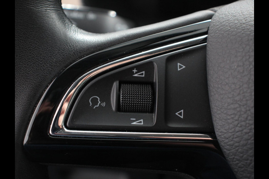 Škoda Kamiq 1.0 TSI DSG Style Navigatie Apple Carplay/Android Auto Virtual Cockpit Lane Assist 17 Inch Lichtmetalen Velgen