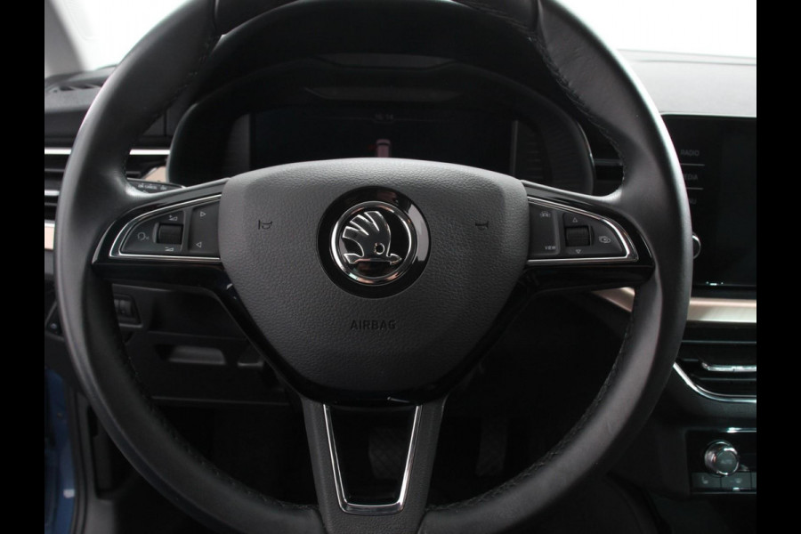 Škoda Kamiq 1.0 TSI DSG Style Navigatie Apple Carplay/Android Auto Virtual Cockpit Lane Assist 17 Inch Lichtmetalen Velgen