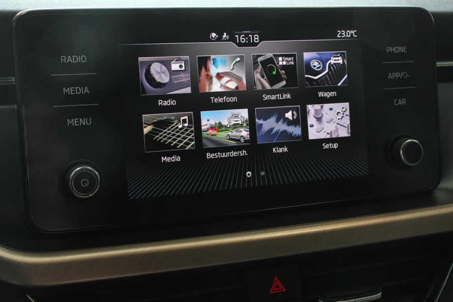 Škoda Kamiq 1.0 TSI DSG Style Navigatie Apple Carplay/Android Auto Virtual Cockpit Lane Assist 17 Inch Lichtmetalen Velgen