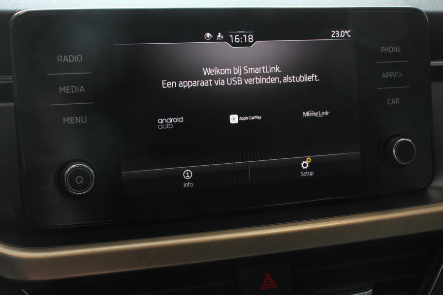 Škoda Kamiq 1.0 TSI DSG Style Navigatie Apple Carplay/Android Auto Virtual Cockpit Lane Assist 17 Inch Lichtmetalen Velgen