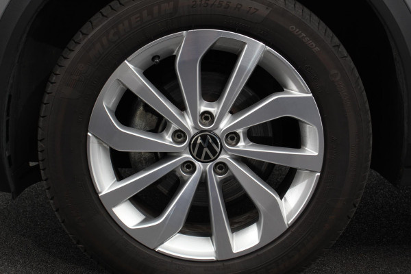 Volkswagen T-Roc 1.5 TSI 150pk DSG Style | Navigatie | Apple Carplay/Android Auto | Parkeersensoren | Camera | Adaptive Cruise Control | Blind Spot Assist | Park Assist | Stoel- en stuurverwarming | Elektrische achterklep | LED-koplampen