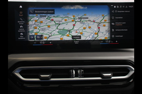 BMW 3 Serie Touring 320e Climate control Adaptive cruise control Parkeersensoren Navigatie LED Apple Carplay/ Android Auto