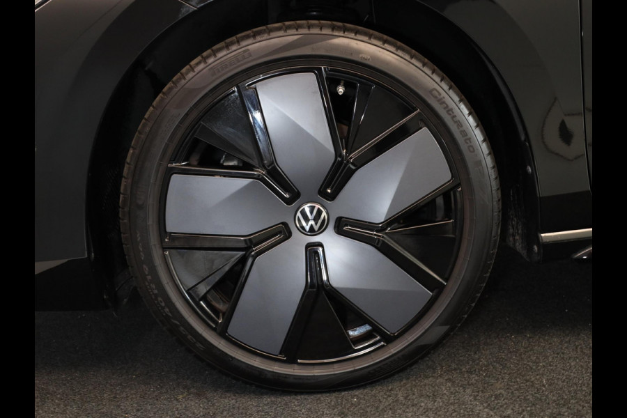 Volkswagen Passat Variant 1.5 eHybrid R-Line Edition 272PK PHEV | Panorama dak | Harman Kardon geluidsinstallatie | Trekhaak | Black style |