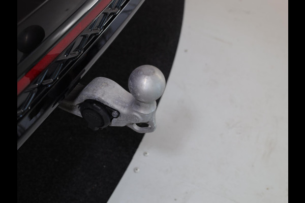 Volkswagen Passat Variant 1.5 eHybrid R-Line Edition 272PK PHEV | Panorama dak | Harman Kardon geluidsinstallatie | Trekhaak | Black style |