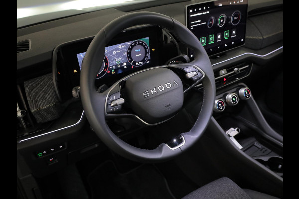Škoda Kodiaq 1.5 TSI MHEV Business Edition 7p. 150 pk Automaat (DSG) | Verlengde garantie | Navigatie | Panoramadak | Trekhaak (wegklapbaar) | Parkeersensoren | Achteruitrijcamera | Matrix LED koplampen |