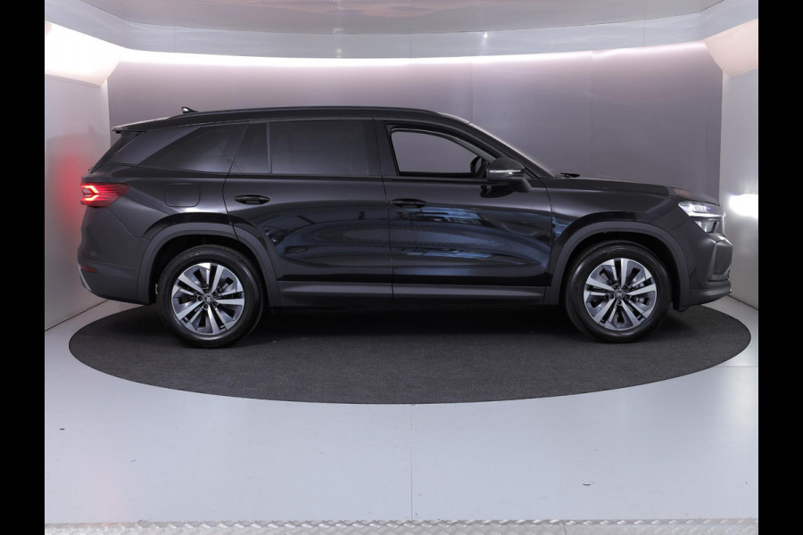 Škoda Kodiaq 1.5 TSI MHEV Business Edition 7p. 150 pk Automaat (DSG) | Verlengde garantie | Navigatie | Panoramadak | Trekhaak (wegklapbaar) | Parkeersensoren | Achteruitrijcamera | Matrix LED koplampen |