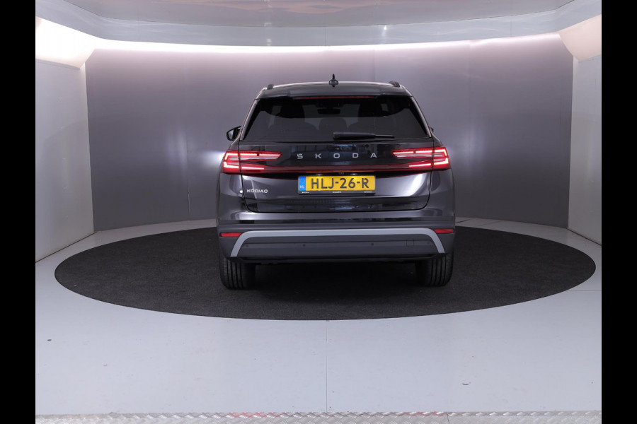 Škoda Kodiaq 1.5 TSI MHEV Business Edition 7p. 150 pk Automaat (DSG) | Verlengde garantie | Navigatie | Panoramadak | Trekhaak (wegklapbaar) | Parkeersensoren | Achteruitrijcamera | Matrix LED koplampen |