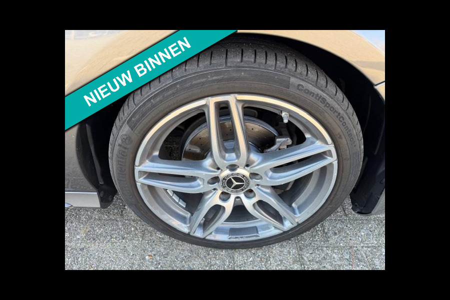 Mercedes-Benz A-Klasse 180 Ambition AMG-Line ,Navigatie, Xenon/Led, Lm velgen, afn.Trekhaak,