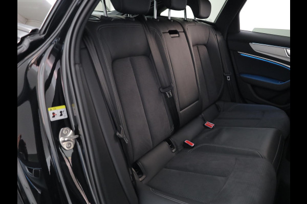 Audi A6 Avant 55 TFSI e quattro S edition 367pk | Panoramadak | Head up Display | Wegklapbare trekhaak | Adaptieve cruise controle | Parkeercamera