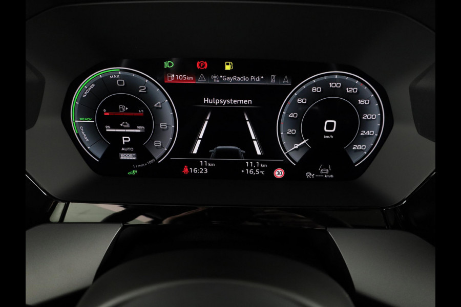 Audi A3 Sportback 45 TFSI e S edition Competition 272pk | Panoramadak | Sonos Premium Audio | 19 inch Lichtmetalen velgen | Parkeercamera