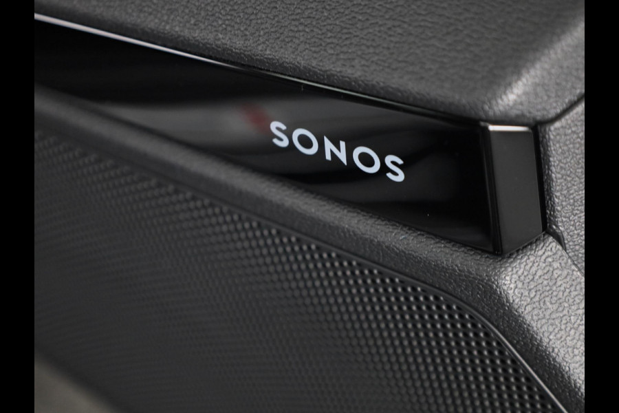 Audi A3 Sportback 45 TFSI e S edition Competition 272pk | Panoramadak | Sonos Premium Audio | 19 inch Lichtmetalen velgen | Parkeercamera