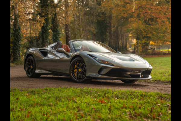Ferrari F8 Spider 3.9 V8 HELE | Atelier Car | Grigio Coburn | Daytona Racing Seats | Lift | Pass. display