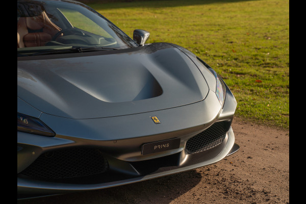 Ferrari F8 Spider 3.9 V8 HELE | Atelier Car | Grigio Coburn | Daytona Racing Seats | Lift | Pass. display