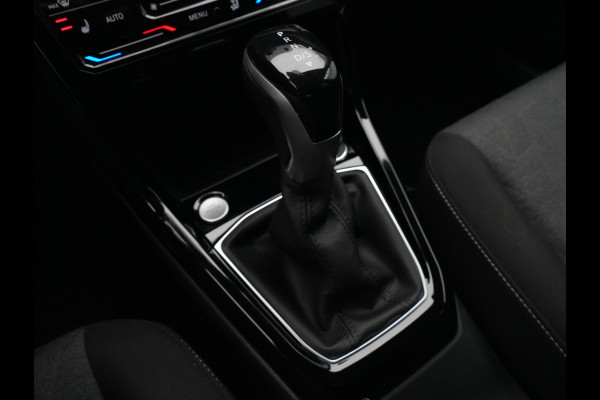 Volkswagen T-Cross 1.0 TSI 115pk DSG Life Edition Navigatie Camera Stoelverwarming Acc 241