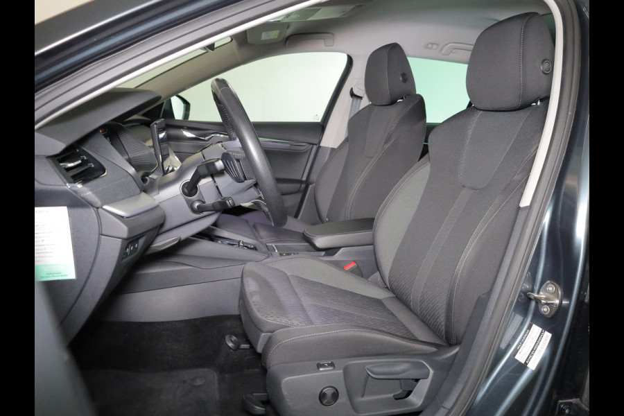 Škoda Octavia Combi 1.4 TSI iV PHEV Business Edition Plus 204pk| Navi| trekhaak| 18'LM-velgen |verwarmde stln+voorruit