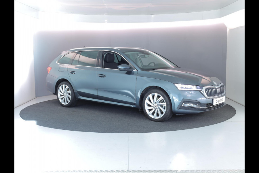 Škoda Octavia Combi 1.4 TSI iV PHEV Business Edition Plus 204pk| Navi| trekhaak| 18'LM-velgen |verwarmde stln+voorruit
