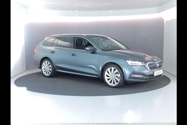 Škoda Octavia Combi 1.4 TSI iV PHEV Business Edition Plus 204pk| Navi| trekhaak| 18'LM-velgen |verwarmde stln+voorruit