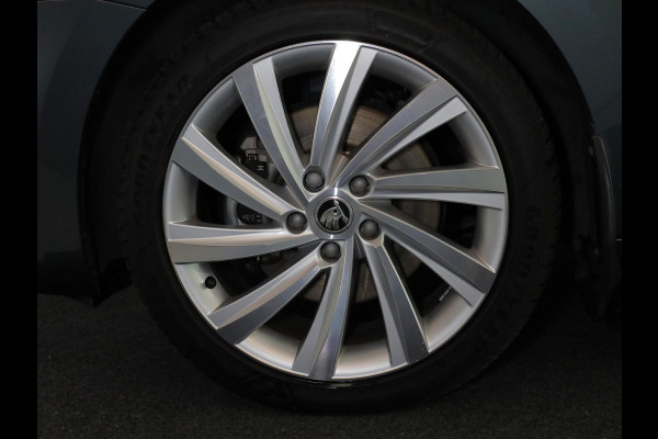 Škoda Octavia Combi 1.4 TSI iV PHEV Business Edition Plus 204pk| Navi| trekhaak| 18'LM-velgen |verwarmde stln+voorruit