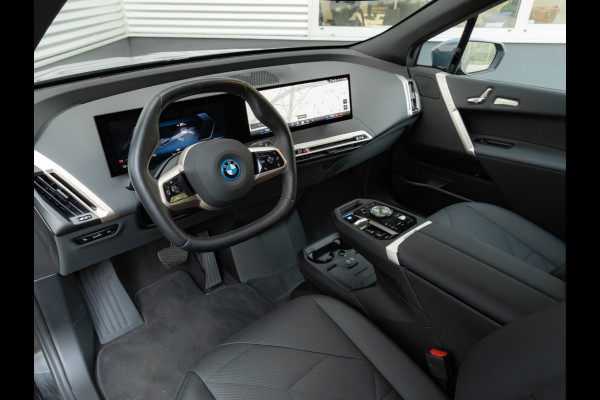BMW iX xDrive50 - 112 kWh - Sportpakket - Driving Ass Prof - Head-up