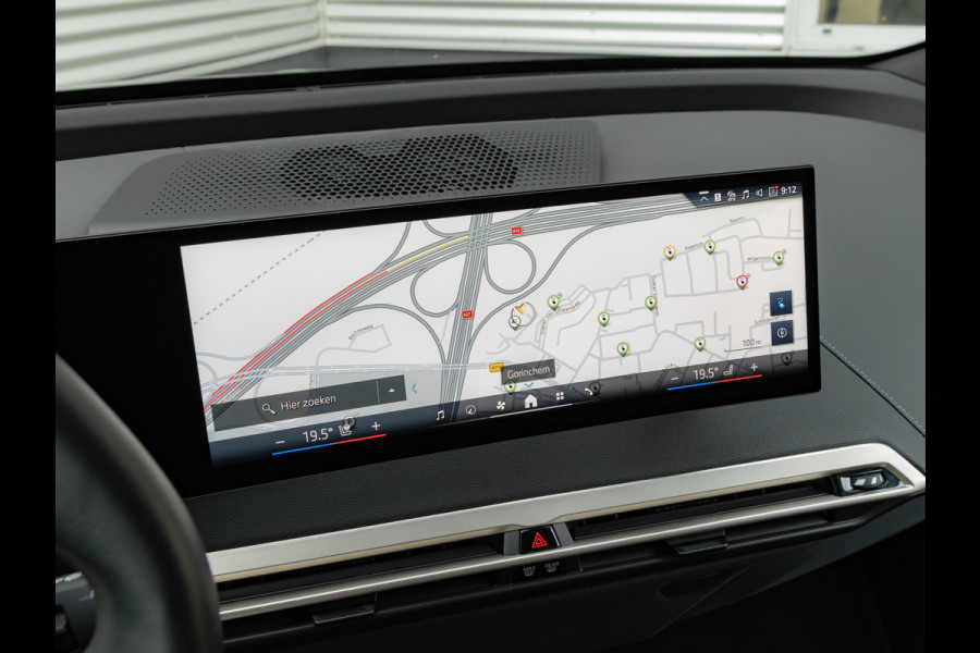 BMW iX xDrive50 - 112 kWh - Sportpakket - Driving Ass Prof - Head-up
