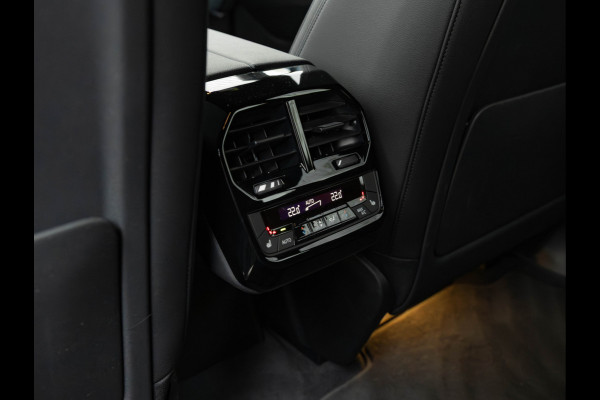 BMW iX xDrive50 - 112 kWh - Sportpakket - Driving Ass Prof - Head-up