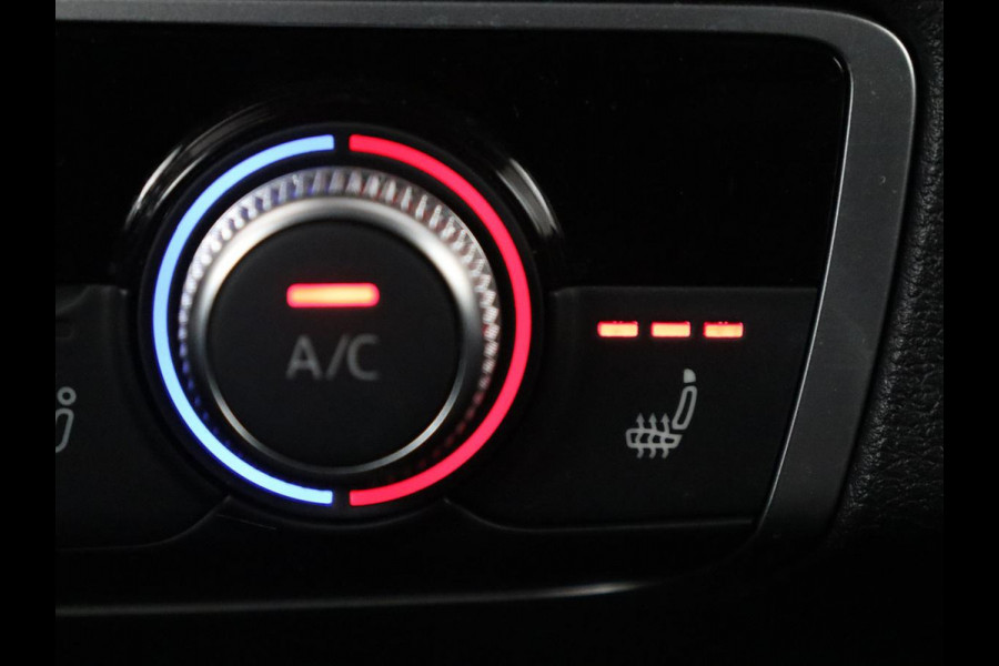 Audi Q2 35 TFSI Business Edition | Stoelverwarming | Virtual Cockpit | Full LED | Carplay | Navigatie | Climate control | Cruise control | Parkeerhulp | DAB | Bluetooth