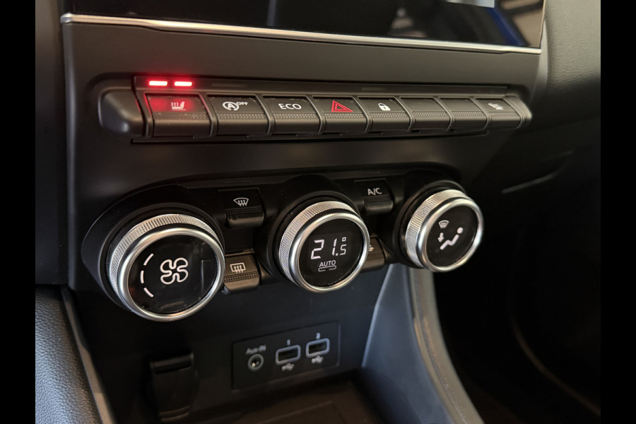 Renault Captur 1.3 TCe AUT 130 Intens | Groot Navi | Carplay | 17" | Stoelverwarming | Camera | PDC V+A | Keyless | 100% Renault onderhouden!