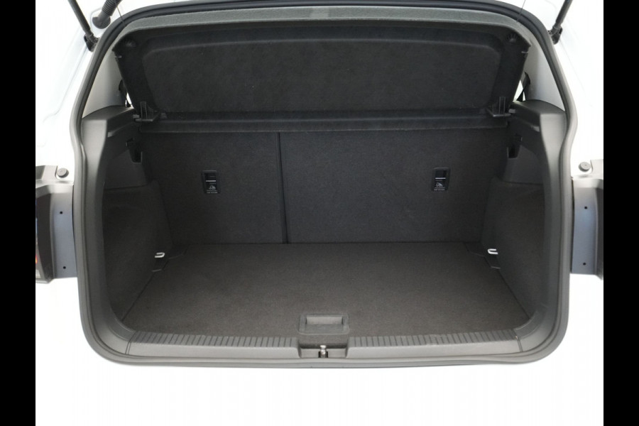 Volkswagen T-Cross 1.0 TSI 95pk Life Navi via app Pdc Acc Clima ARGON