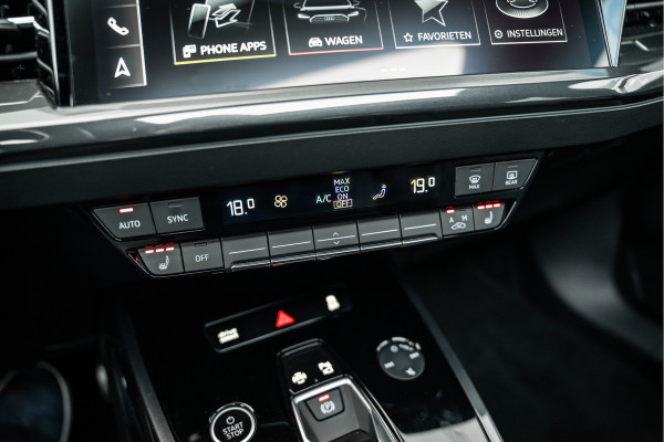 Audi Q4 e-tron 50 quattro S edition 77 kWh Matrix, ACC, Panorama, trekhaak