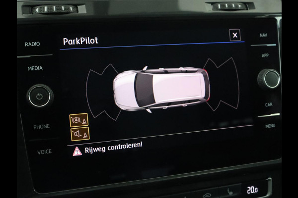 Volkswagen Golf 1.5 TSI Comfortline Business | Trekhaak | Stoelverwarming | Massage | Carplay | Navigatie | Parkeerhulp | Adaptive cruise | Climate control | LED | Bluetooth