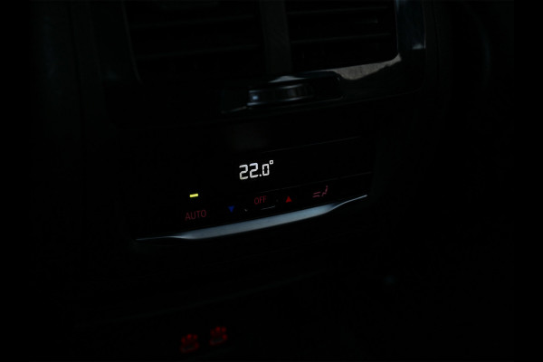 BMW X3 xDrive30e HIGH EXECUTIVE | M-SPORT | PERFORMANCE SEATS | FULL-STYLING | PANORAMADAK | HEAD-UP | HARMAN/KARDON | AMBIANCE INTERIE