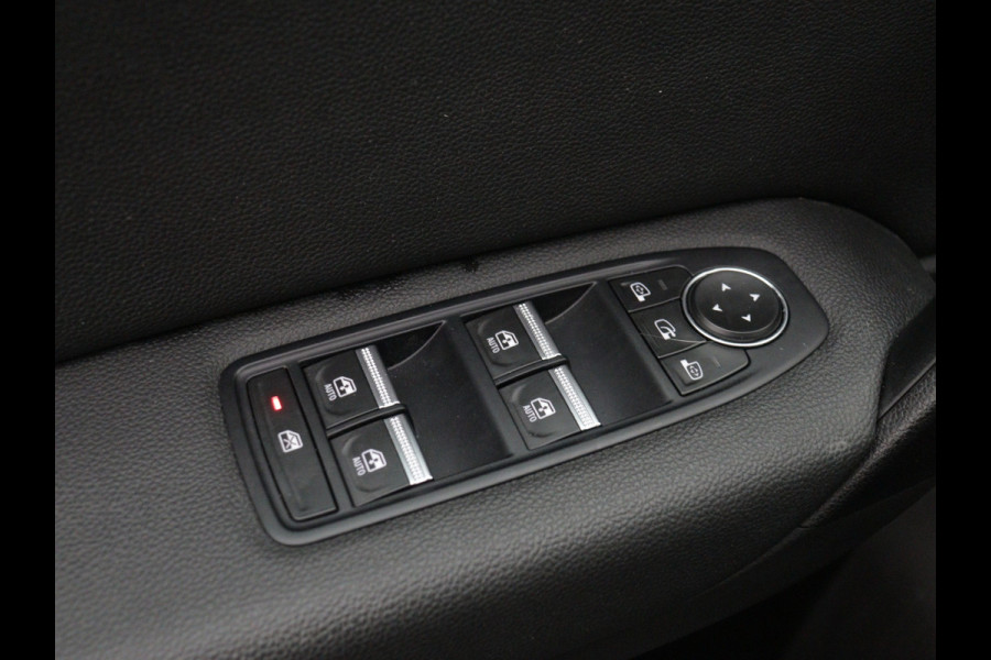 Renault Captur 140PK Techno | CAMERA | NAVI GROOT | STOELVERW | 1500KG trekgewicht