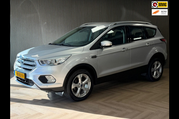 Ford Kuga 1.5 EcoBoost Titanium TREKHAAK NAVIGATIE CAMERA KEYLESS-GO CRUISE PDC AIRCO START/STOP BLUETOOTH