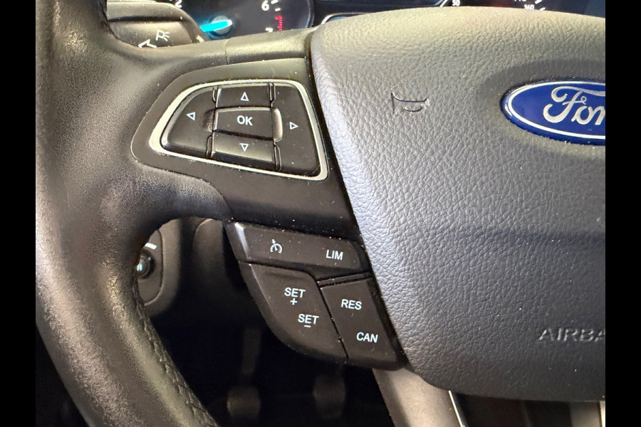 Ford Kuga 1.5 EcoBoost Titanium TREKHAAK NAVIGATIE CAMERA KEYLESS-GO CRUISE PDC AIRCO START/STOP BLUETOOTH