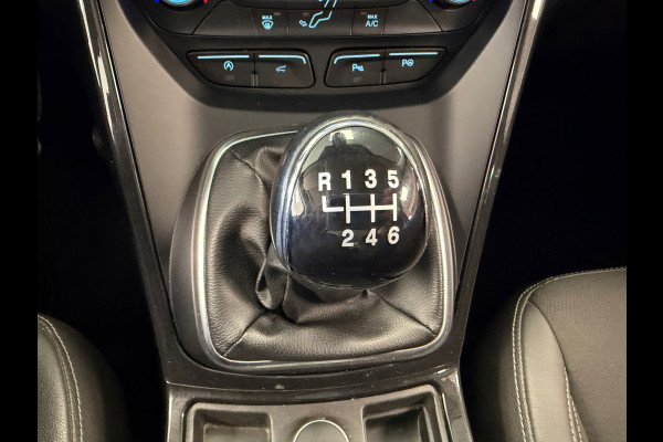 Ford Kuga 1.5 EcoBoost Titanium TREKHAAK NAVIGATIE CAMERA KEYLESS-GO CRUISE PDC AIRCO START/STOP BLUETOOTH