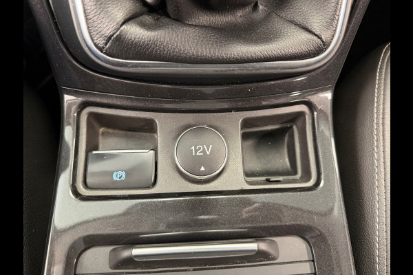 Ford Kuga 1.5 EcoBoost Titanium TREKHAAK NAVIGATIE CAMERA KEYLESS-GO CRUISE PDC AIRCO START/STOP BLUETOOTH