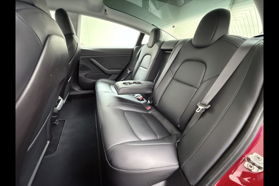 Tesla Model 3 Long Range AWD 75kWh 463PK Lmv FSD-3 Computer 18"Lm  Premium Audio AutoPilot Panoramadak Camera's Leer Adaptive-Cruise-Control+S 4WD Stoel en achterbank verwarming Elektr.Stoelen+Memory+Easy-Entry WiFi Origineel Nederlandse Auto Garantie op Accu/Motor tot 28-09-2028/192.000km