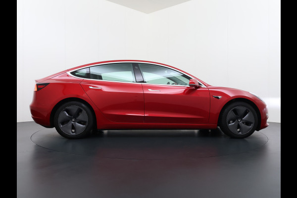 Tesla Model 3 Long Range AWD 75kWh 463PK Lmv FSD-3 Computer 18"Lm  Premium Audio AutoPilot Panoramadak Camera's Leer Adaptive-Cruise-Control+S 4WD Stoel en achterbank verwarming Elektr.Stoelen+Memory+Easy-Entry WiFi Origineel Nederlandse Auto Garantie op Accu/Motor tot 28-09-2028/192.000km